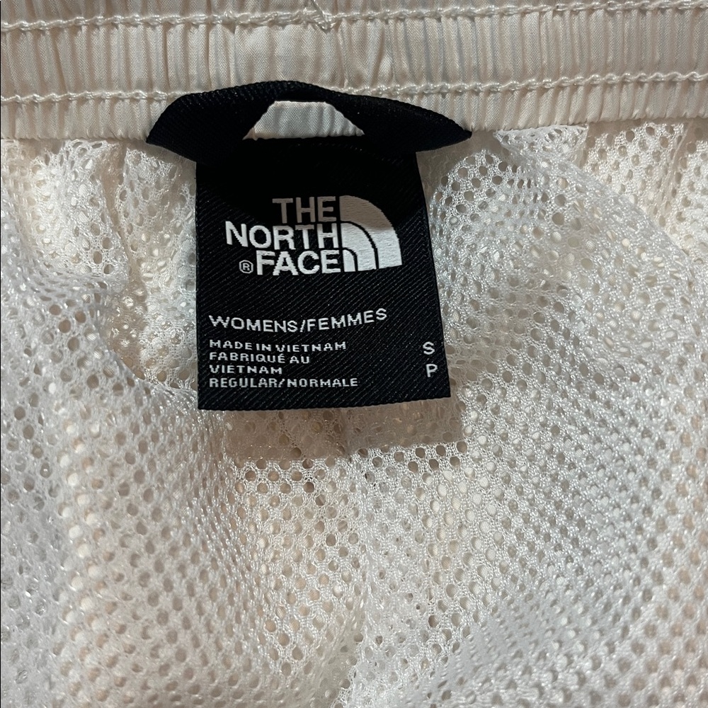 The North Face Women’s TNF Outline Shorts GARDENIA WHITE Pride Logo Rainbow Logo - Picture 9 of 10